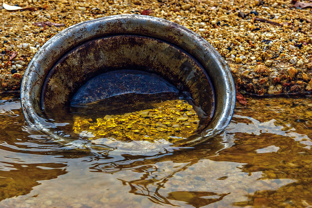 Services gold mining (1)